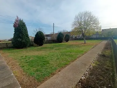 Kuća 100 m², Glušci, Bogatić, fotografija 13