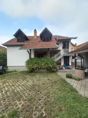 Kuća 188 m² + plac 1200 m², Pocerski Pričinović, Šabac, fotografija 2