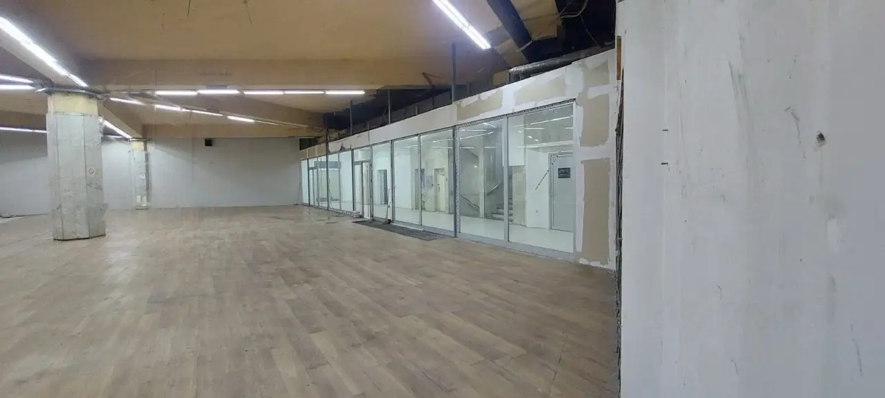 Lokal 680 m², Centar, Šabac, fotografija 1