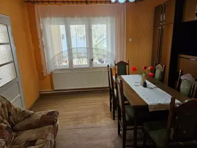 Kuća 210 m² + plac 340 m² – Živinarnik, Šabac