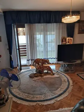 Kuća 282 m² + plac 312 m² – Trkalište, Šabac
