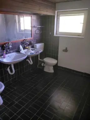 Kuća 341 m² + plac 4000 m² – Gornja Vranjska, Šabac