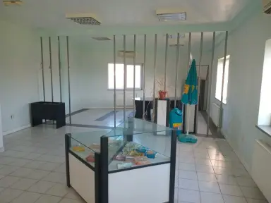 Poslovna zgrada 1930 m² – Majur, Šabac