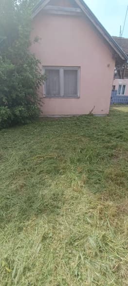 Stambeno-poslovni objekat, plac 1233 m², Lipolist, Šabac
