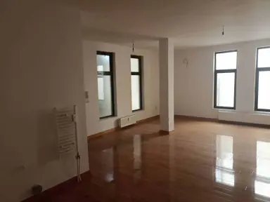 Poslovni prostor 163 m² – Centar, Šabac
