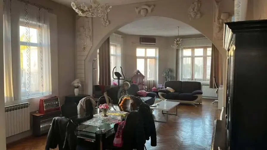 Četvorosoban stan 146 m² – Centar, Šabac