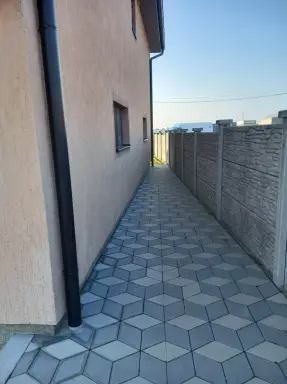 Kuća 199 m² + plac 624 m² – Kasarske Livade, Šabac