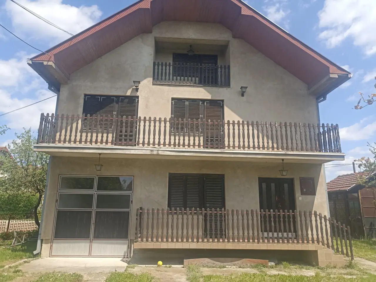 Kuća 170 m² + plac 1160 m² – Majur, Šabac
