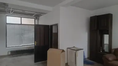 Dva lokala 30 + 32 m² – Centar, Šabac