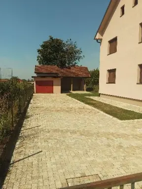 Kuća, plac 715 m² – Lešnica, Loznica