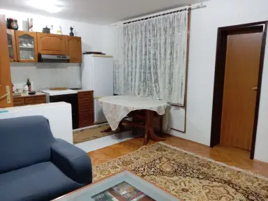 Kuća, plac 715 m² – Lešnica, Loznica