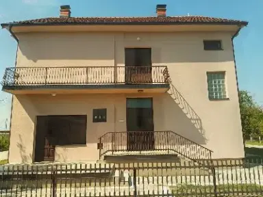 Kuća, plac 715 m² – Lešnica, Loznica