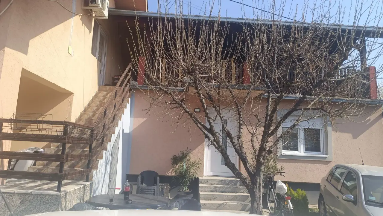 Kuća, plac 546 m² – Čavić, Šabac