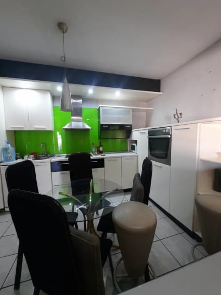 Četvorosoban stan 150 m², Centar, Šabac