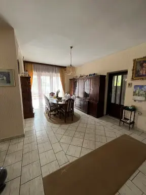 Kuća 222 m² + plac 1200 m² – Kasarske Livade, Šabac