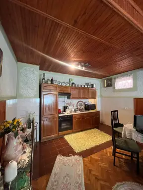 Dve kuće 335 m² + plac 420 m² – Kamenjak, Šabac