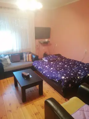Jednosoban stan 35 m² – Vladimirci
