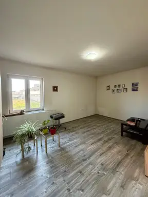 Kuća 220 m² + plac 1000 m² – Pocerski Pričinović, Šabac