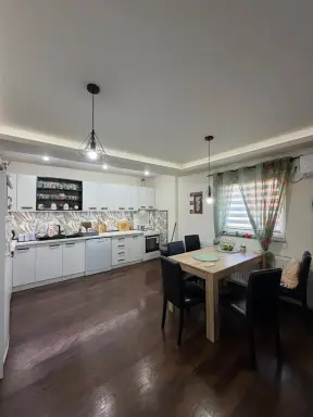 Kuća 220 m² + plac 1000 m² – Pocerski Pričinović, Šabac