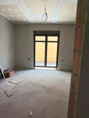 Kuća 288 m² + plac 600 m² – Živinarnik, Šabac