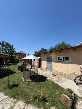Kuća 118 m² + plac 600 m² – Živinarnik, Šabac
