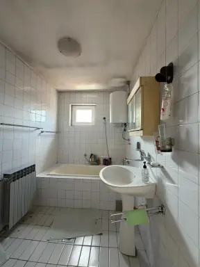 Kuća 140 m² + plac 1167 m² – Slepčević, Šabac