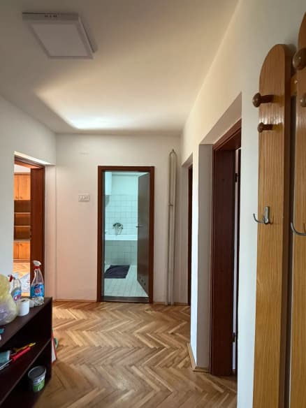 Trosoban stan 90 m², Živinarnik, Šabac
