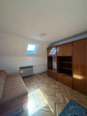 Trosoban stan 90 m² – Živinarnik, Šabac