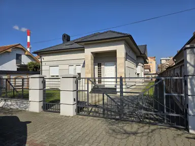 Kuća 216 m² – Živinarnik, Šabac