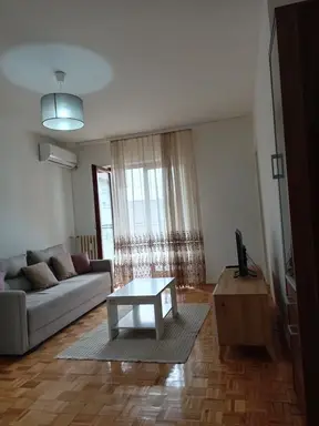 Stan 44 m² – Centar, Šabac