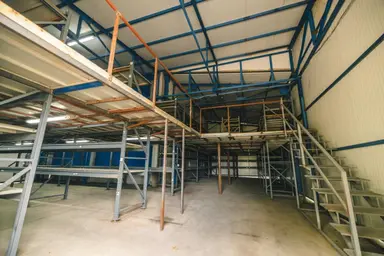 Nekretnina 1068 m² – Zemun Polje, Beograd