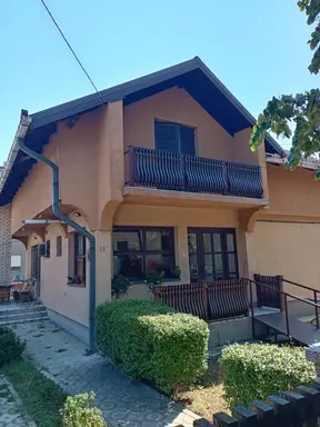 Kuća 162 m² – Živinarnik, Šabac